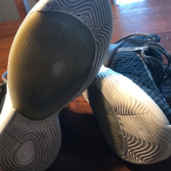 NIKE ZOOM RIZE Men’s Hi Tops - Picture 6 of 13